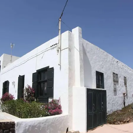 Villa Las Casitas De Femes Sleeps 3 Pool Wifi *